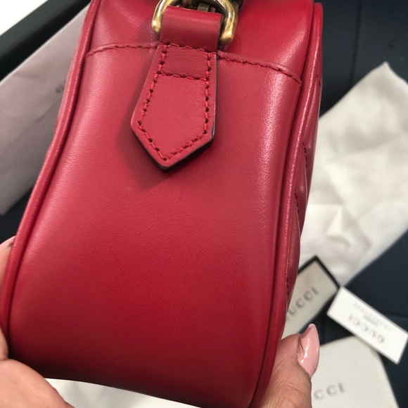 Gucci GG Marmont small matelasse shoulder bag - Picture 6 of 14